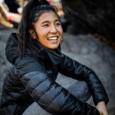 Outdoor Research Dames Hoodie Met Heliumdons Zwart