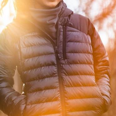 Outdoor Research Dames Hoodie Met Heliumdons Zwart